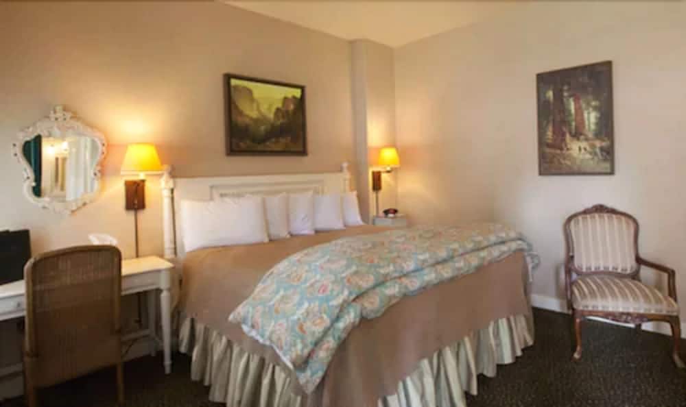 Room at Wawona Hotel, YOSEMITE NATIONAL PARK - CA