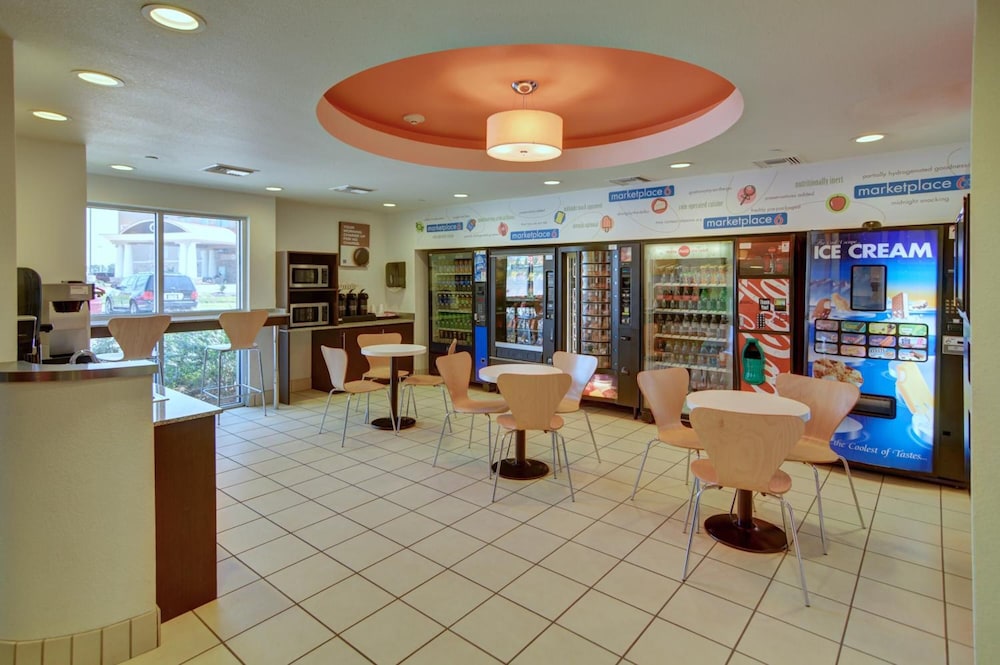 Motel6 Roanoke, TX - Northlake - Speedway 31/48