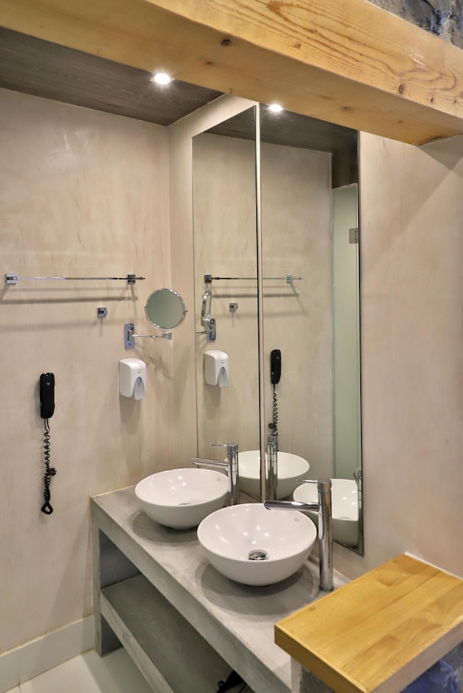 Elounda Orama Boutique Hotel by GHH 50/50