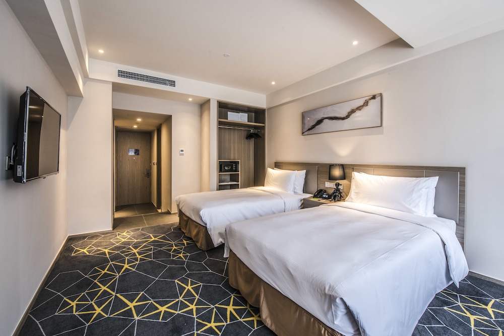 Q-Box Hotel Shanghai Sanjiagang 30/65