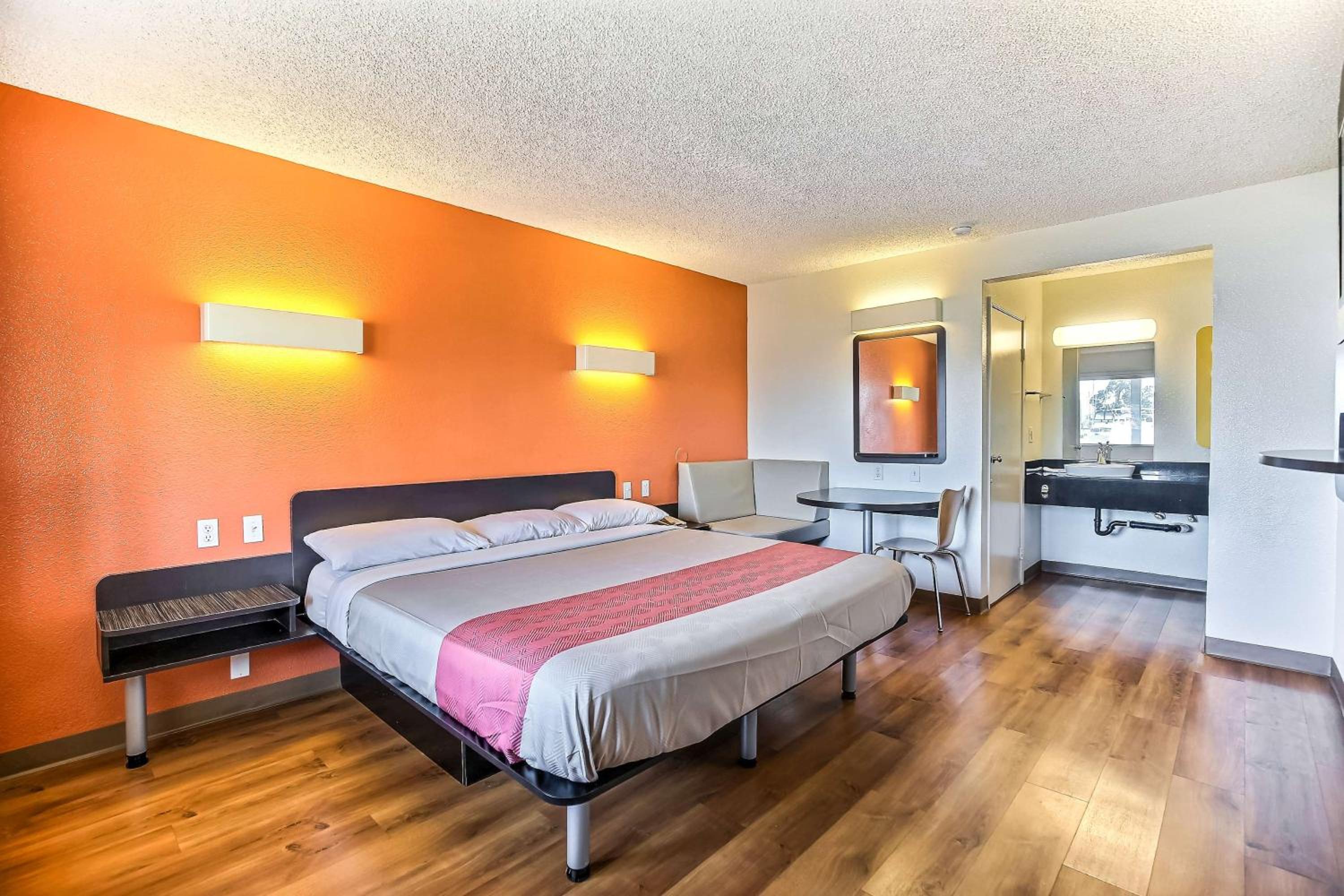 غرفة ديلوكس، Motel6 Oakland, CA - Embarcadero 3/10