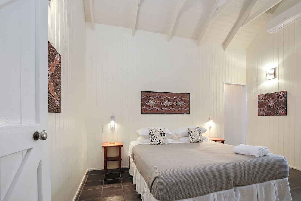 Port Douglas Cottage and Lodge 7/35