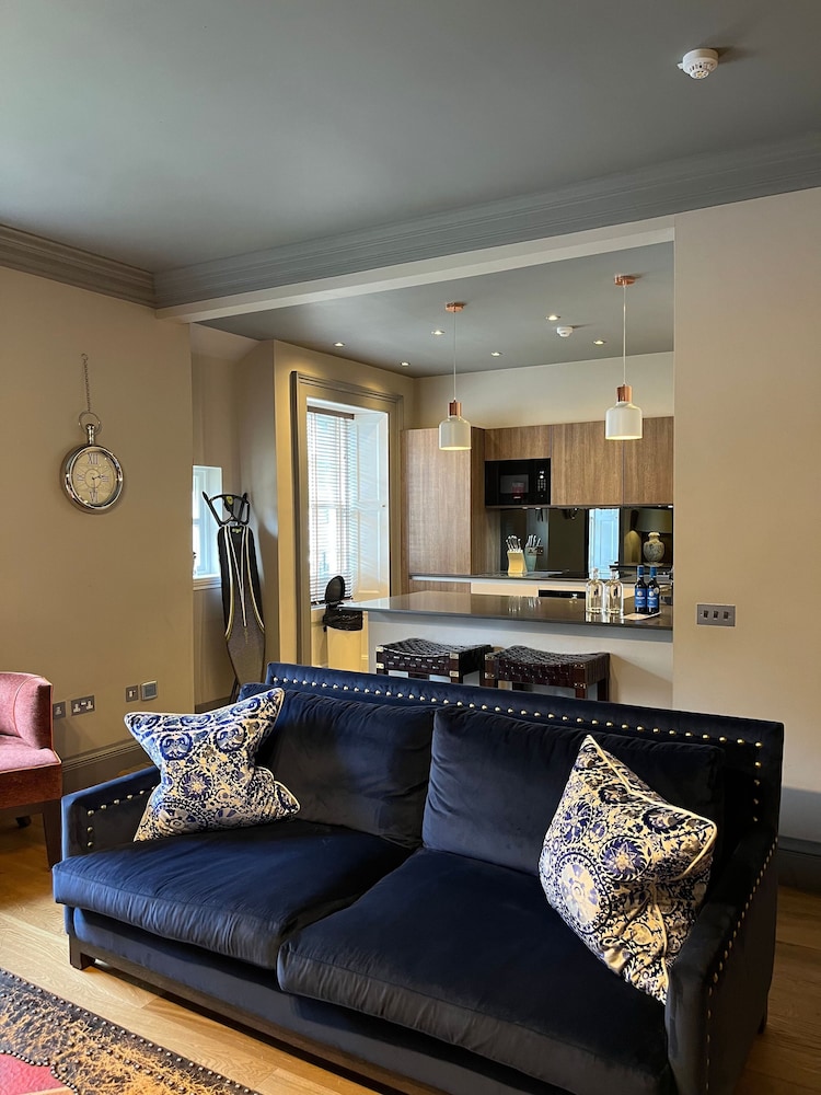 The Rutland Hotel & Apartments 13/50