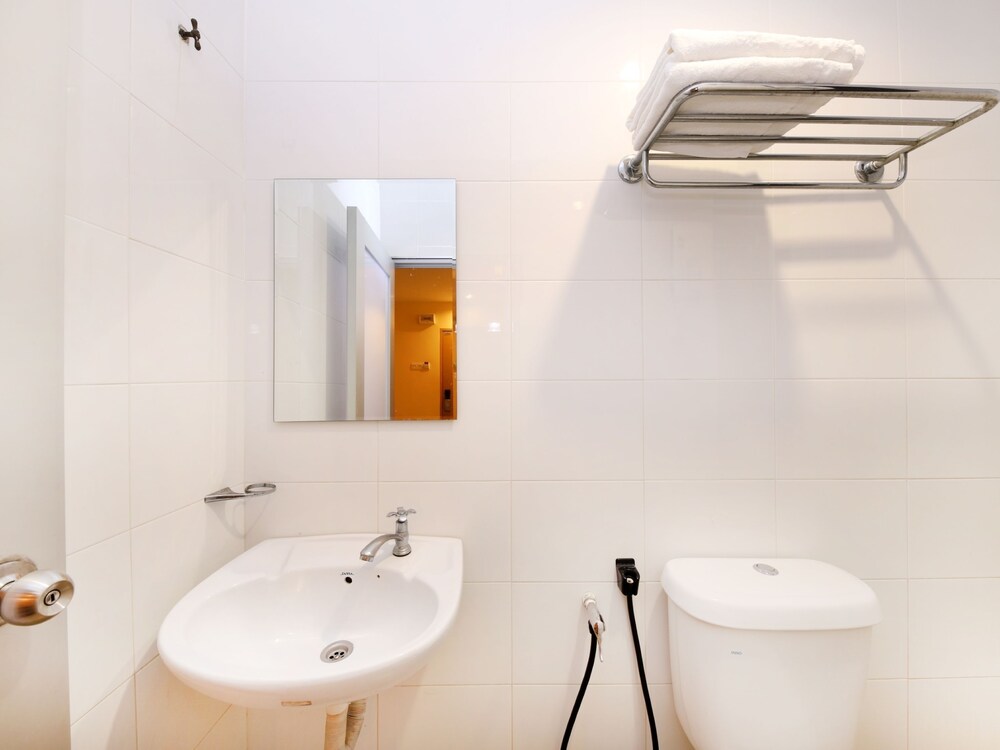 OYO 635 Seven Days Hotel 23/23
