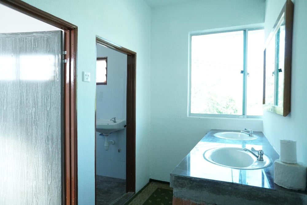 Pondok Muara Chalet 49/51