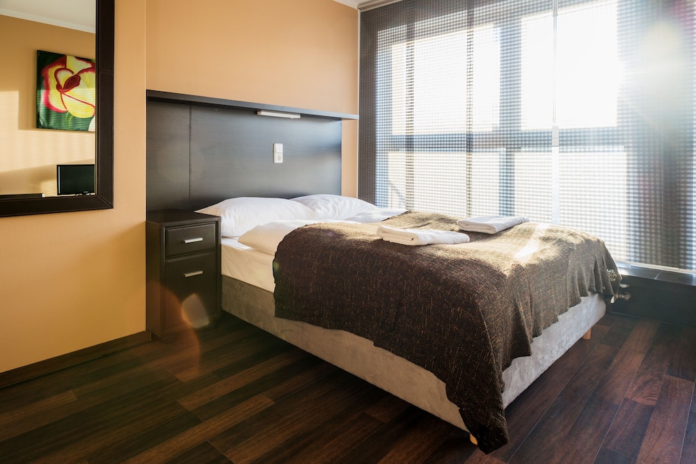 Apple City Hotel 17/33
