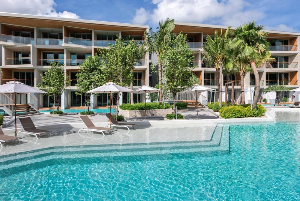 Wyndham Grand Nai Harn Beach Phuket 45/50