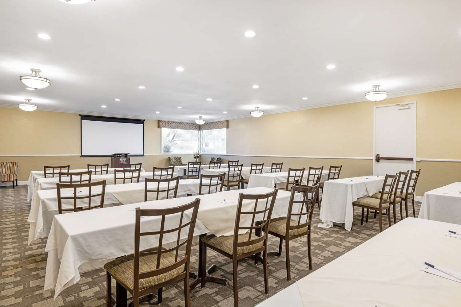 Best Western Oceanside Inn 42/46