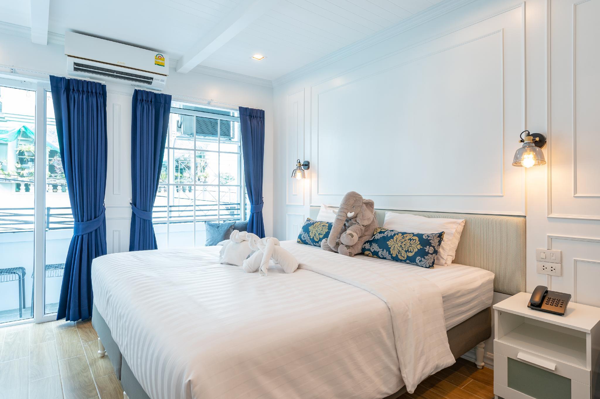Suite, King Bed, Balcony