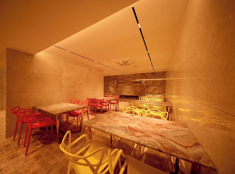 Capace Hotel 51/73