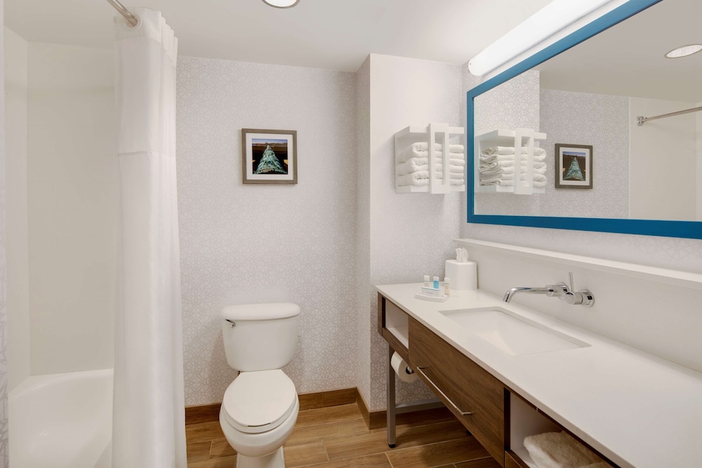 Hampton Inn and Suites St. Augustine-Vilano Beach 11/42