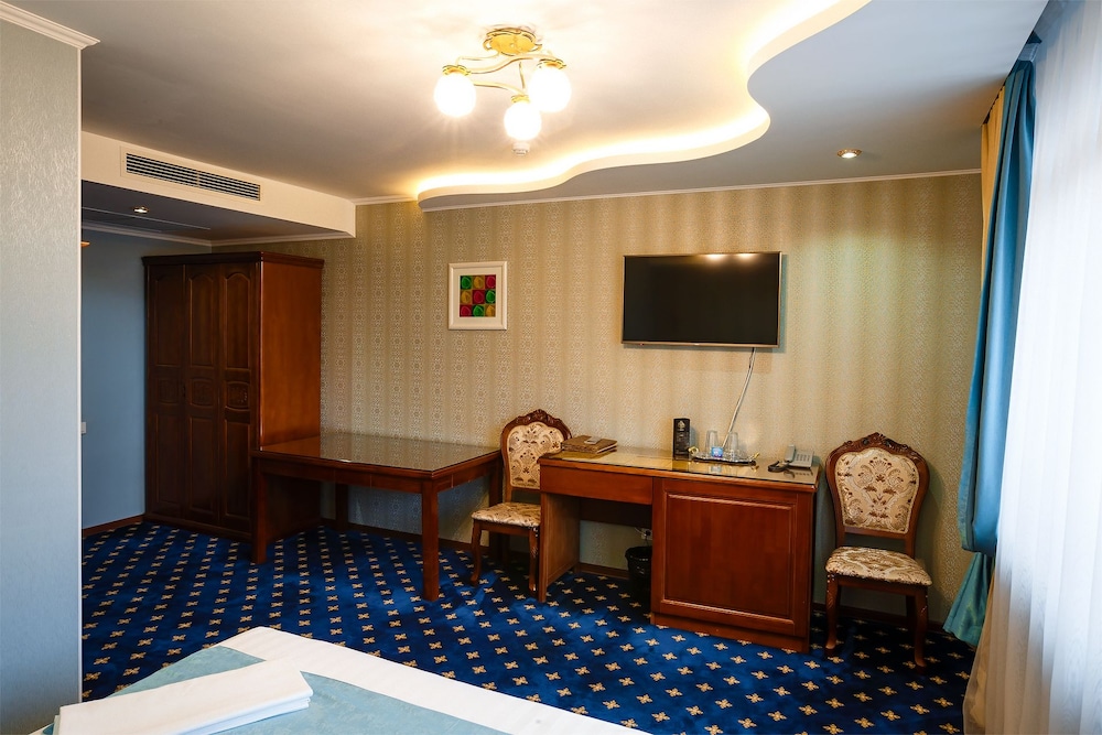 Salut Hotel Almaty 27/30