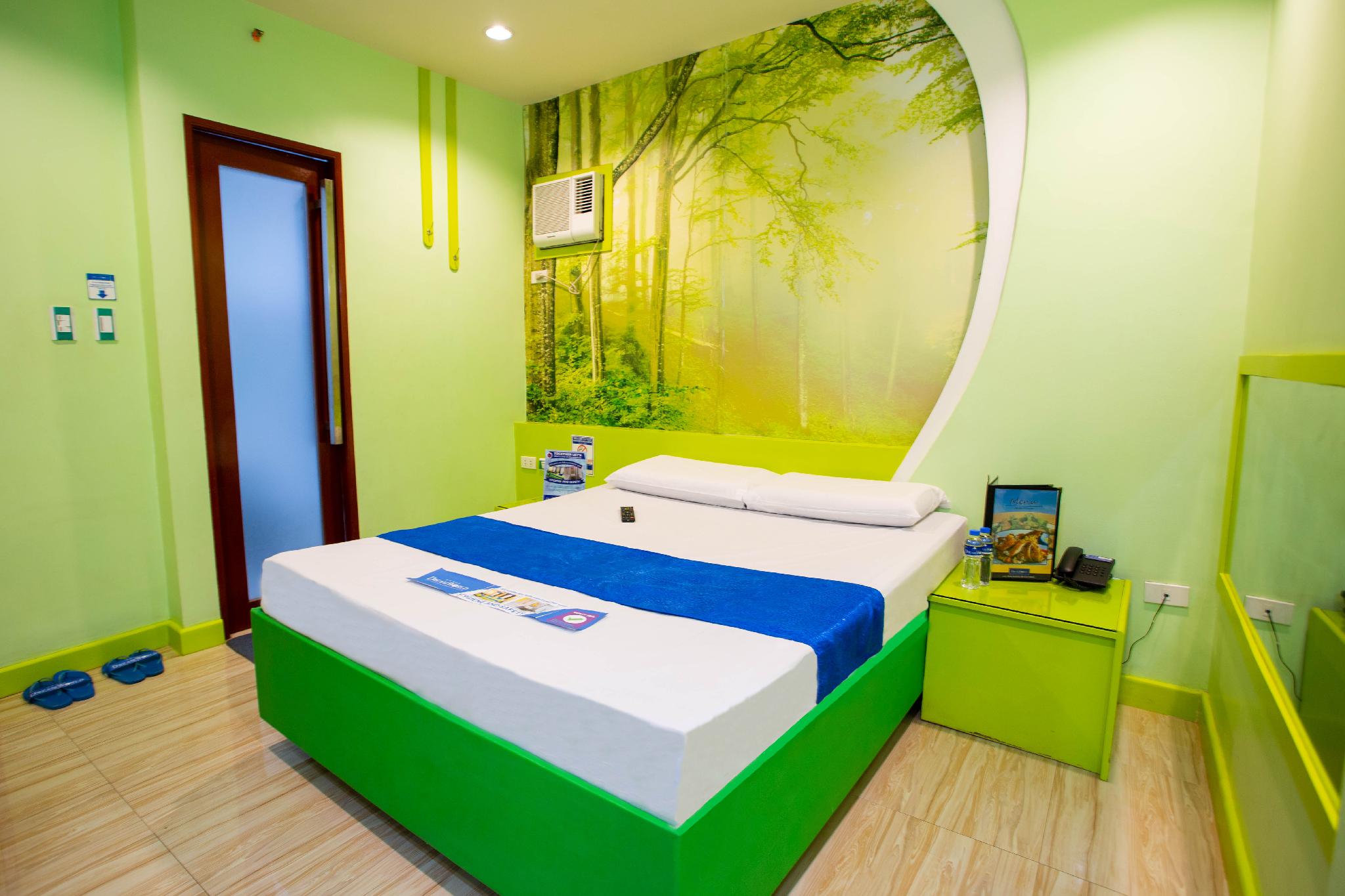 Mini, Suite، Hotel Dream World 2/2