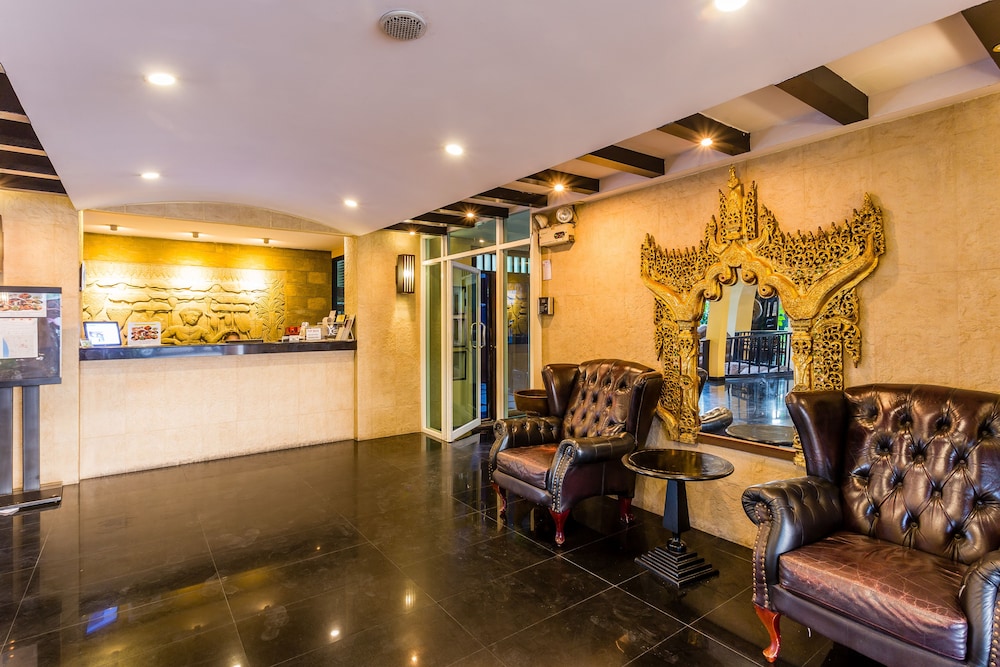 Lobby at Nova Park Hotel Pattaya, PATTAYA