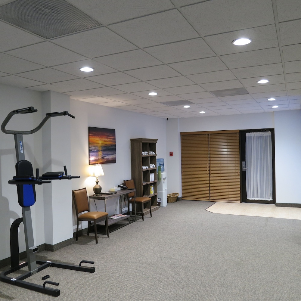 Best Western Plus Wooster Hotel & Conference Center 33/48