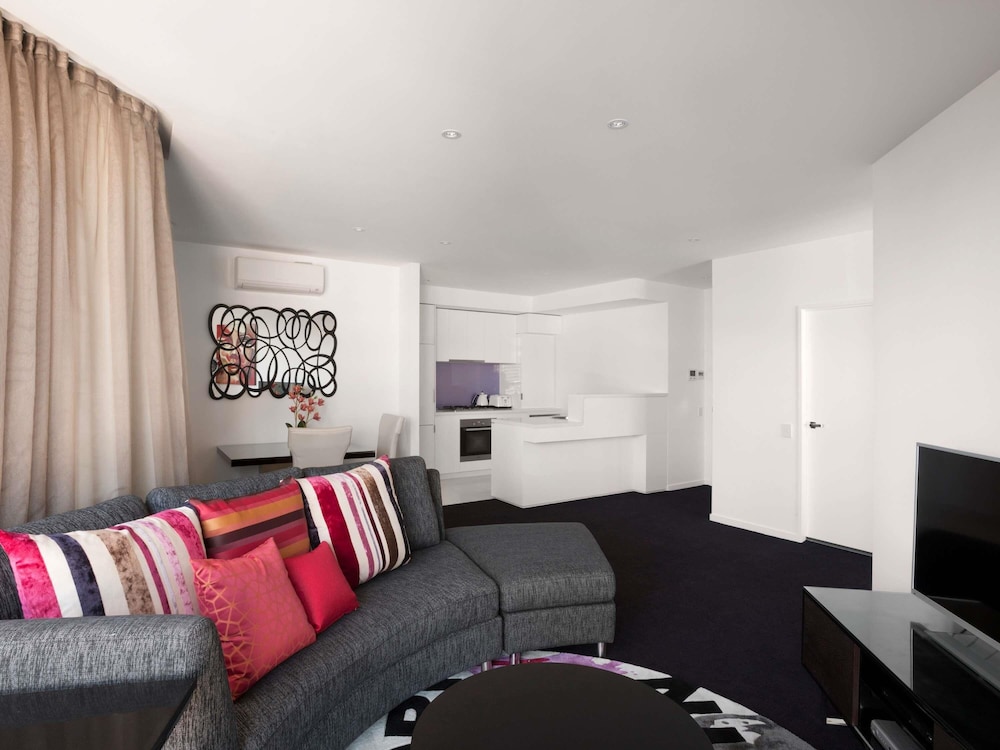 The Sebel Melbourne Docklands 44/67