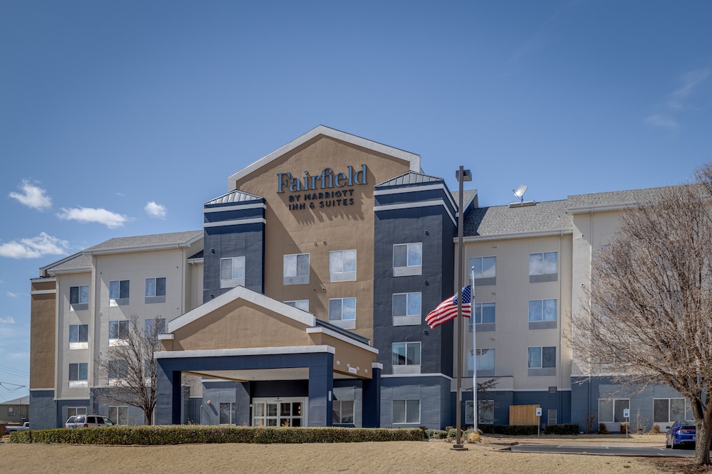 Fairfield Inn And Suites By Marriott Lawton 3/64