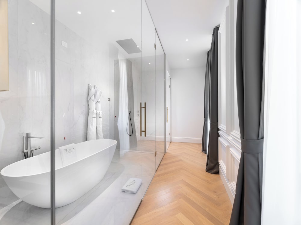 The Plein Hotel, Small Luxury Hotels of the World 38/43