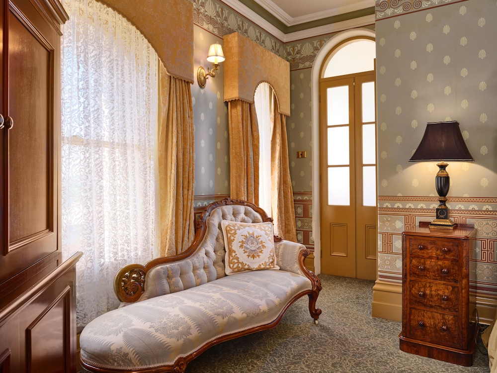 Craigs Royal Hotel 15/50