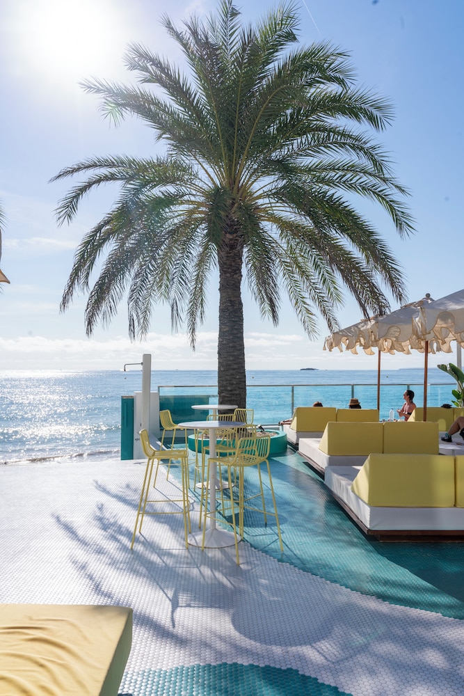 Dorado Ibiza Suites - Adults Only 62/66