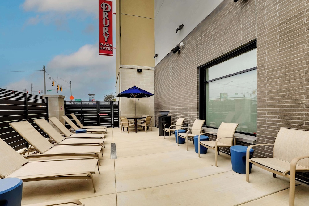 Drury Plaza Hotel Chattanooga Hamilton Place 35/50