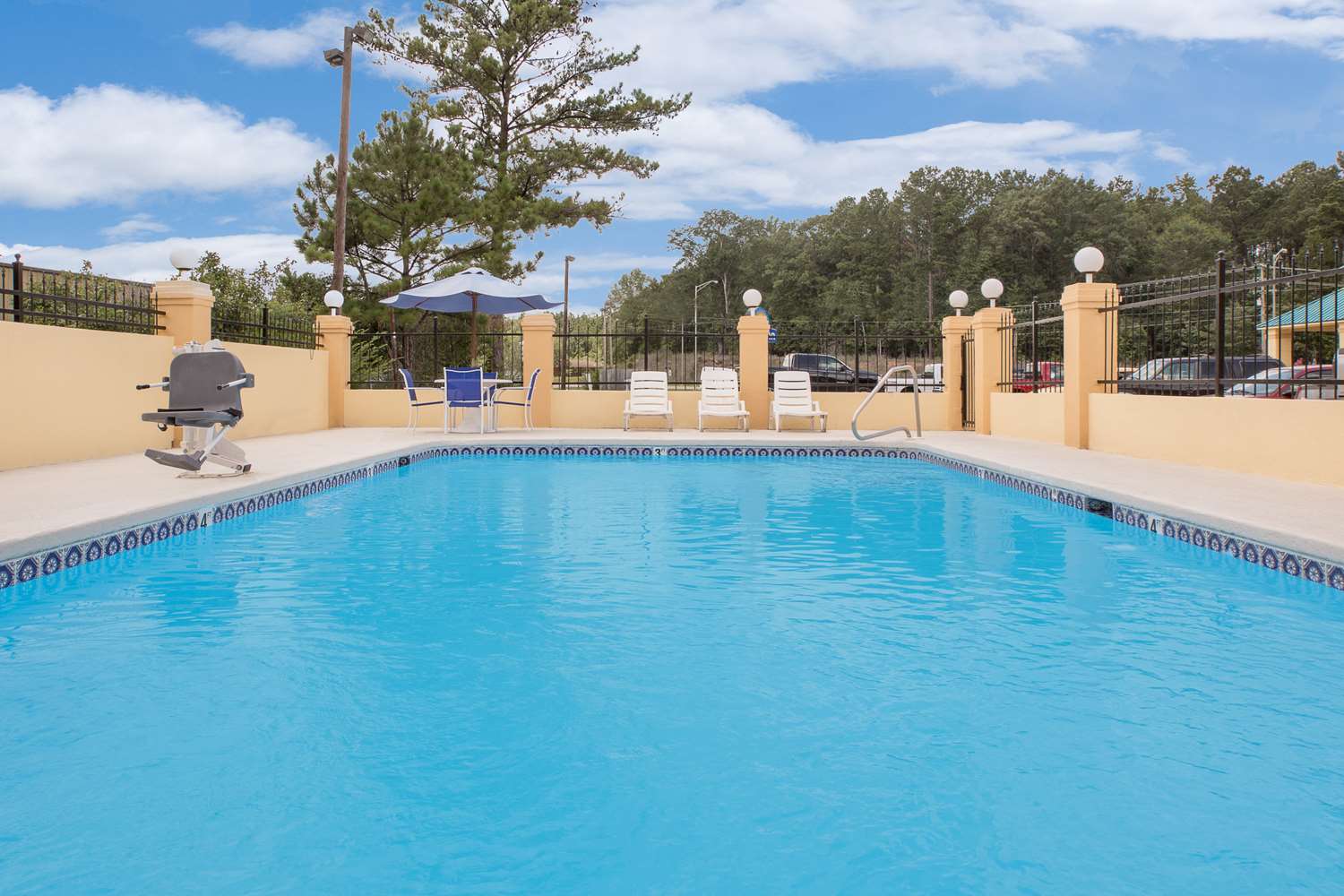 Americas Best Value Inn Kosciusko 30/30