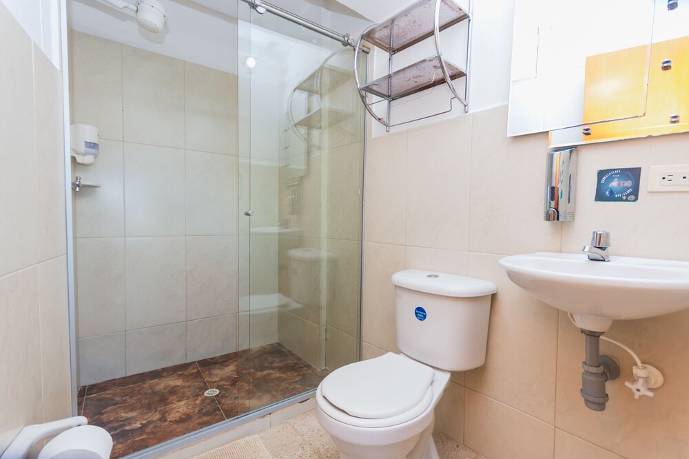 Hotel Guatatur 48/50