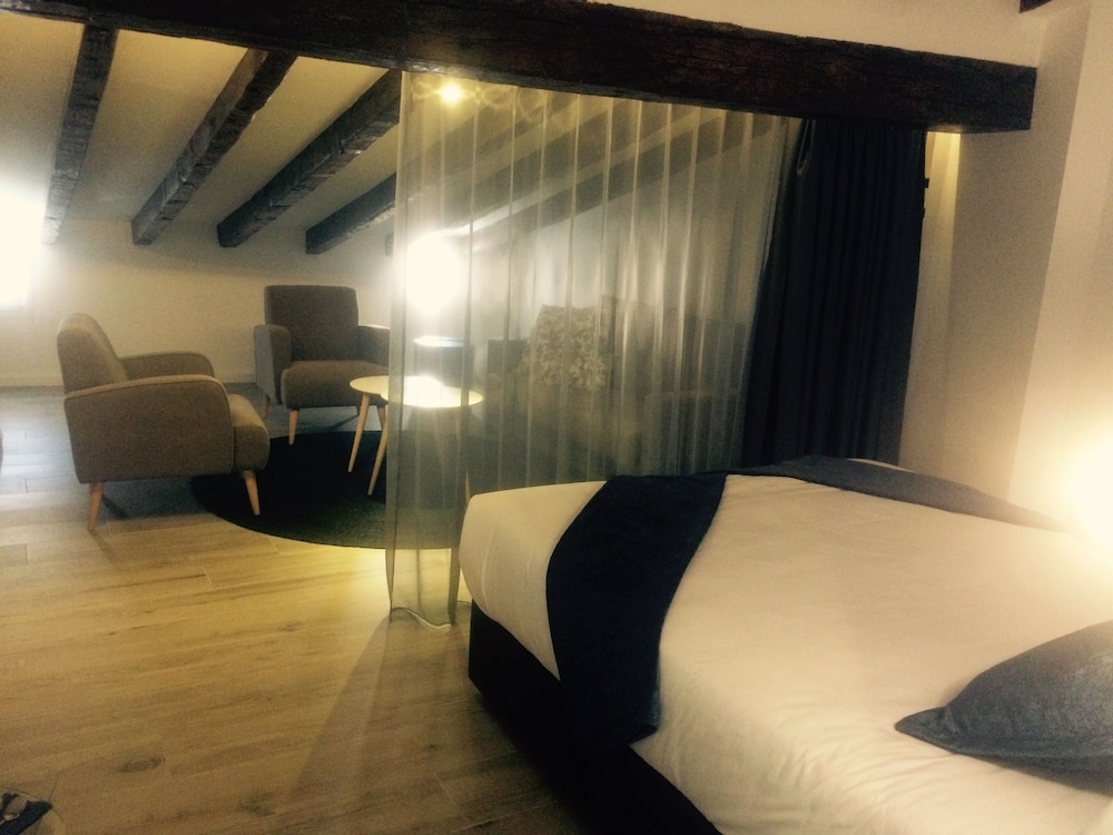 Hotel El Siglo 15/64