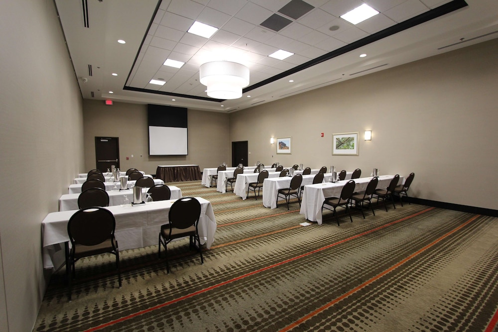 Hilton Garden Inn Findlay 61/80