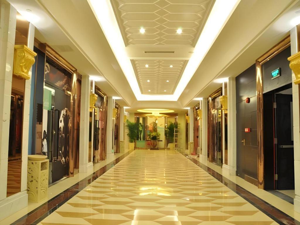 Country Garden Phoenix Hotel Yunfu 9/35