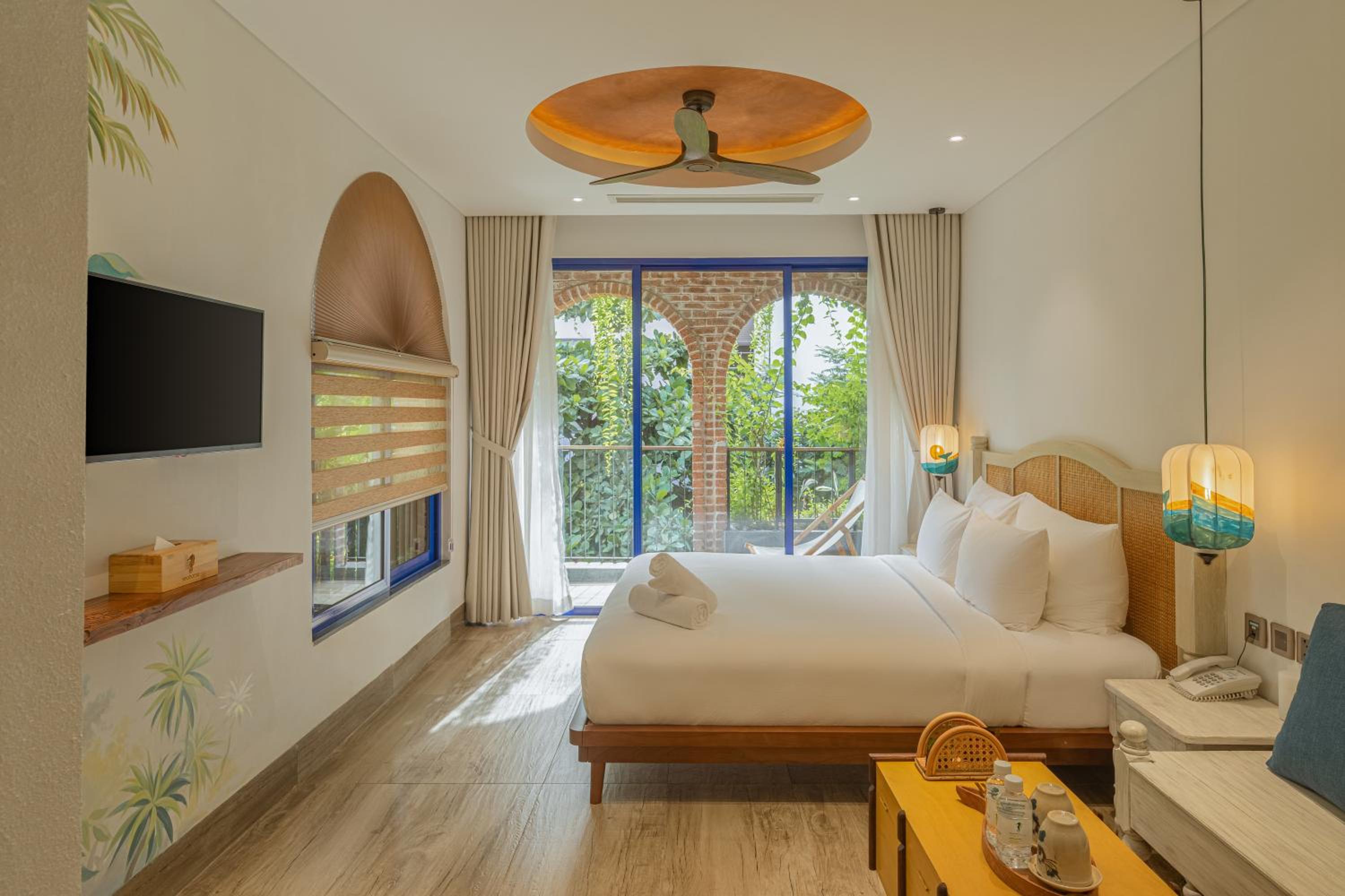 Loft, King Bed