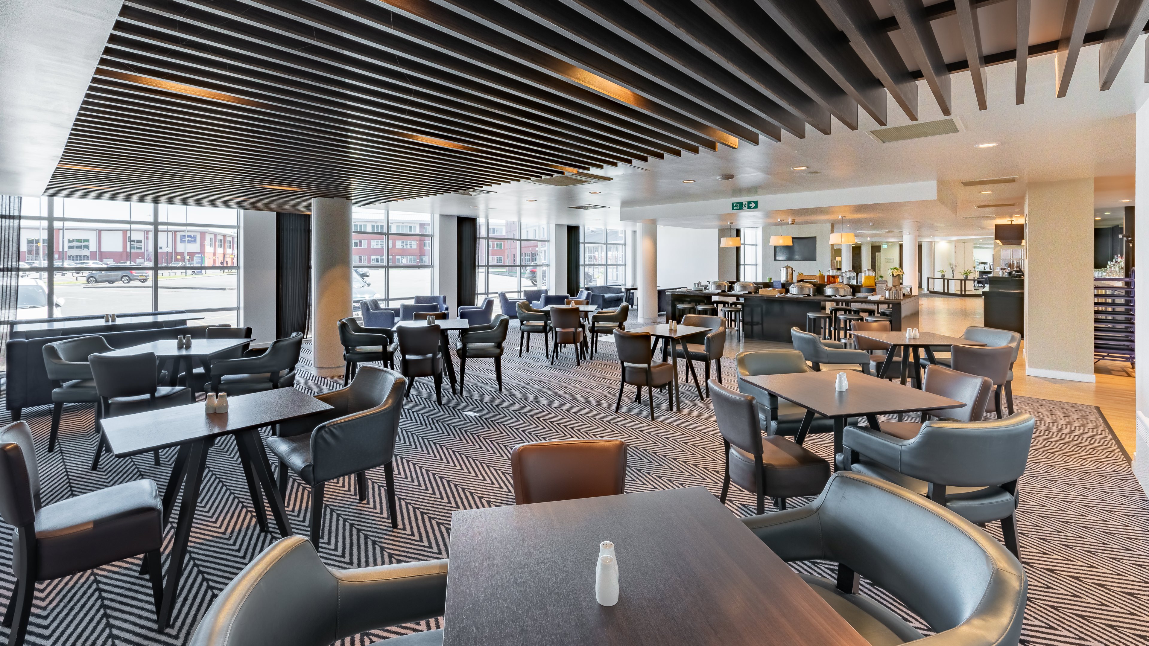 Holiday Inn Express Leigh - Sports Village 31/50