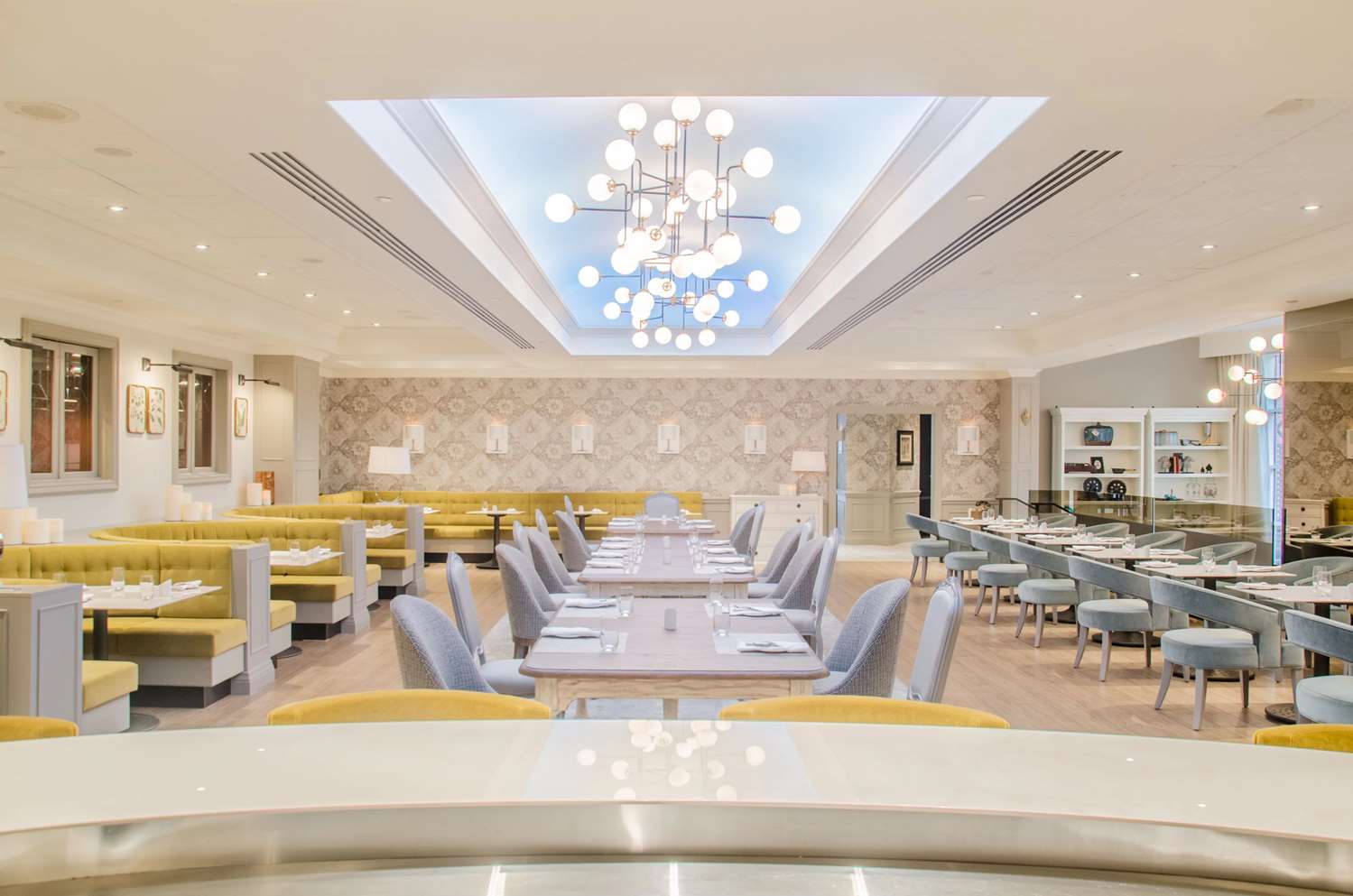 The Yorkville Royal Sonesta Hotel Toronto 25/55