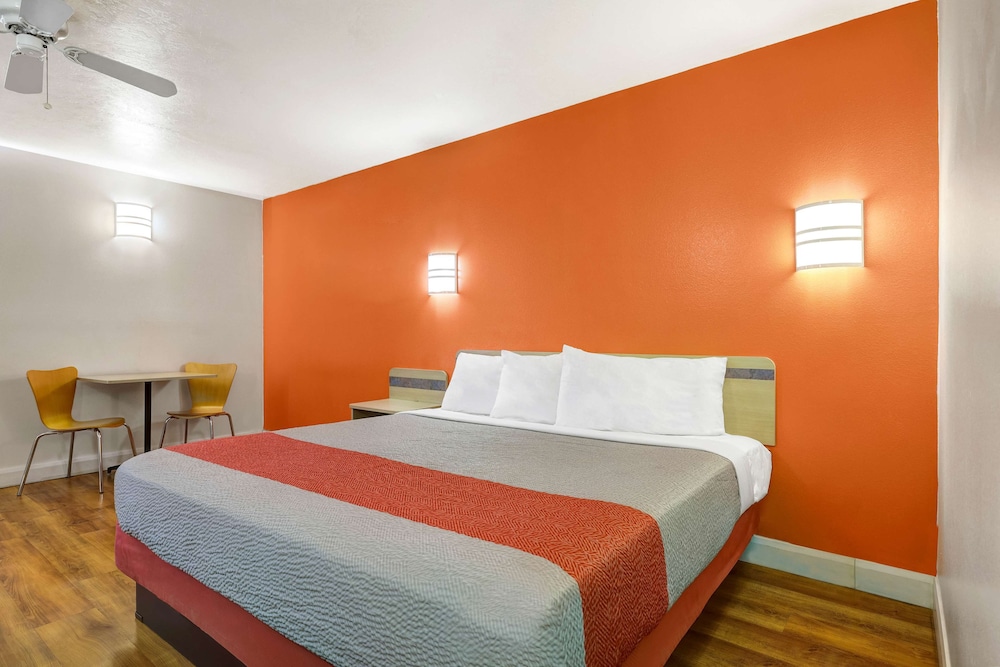 Motel6 Beaver, UT 32/57