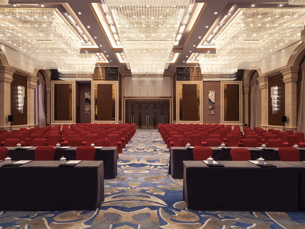 Novotel Haikou Xinbudao 61/63