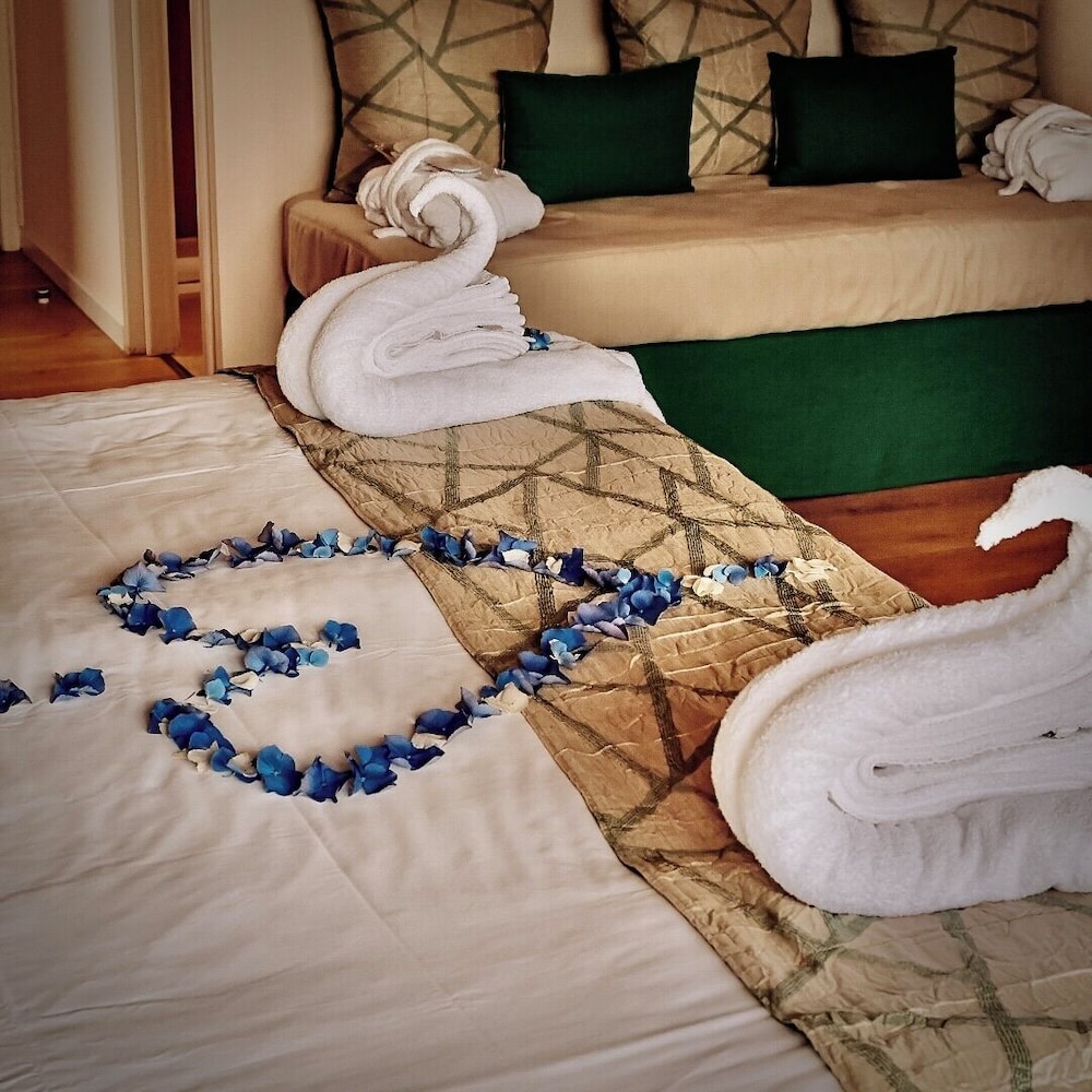 Alivi Di Santa Giulia Hotel 10/50