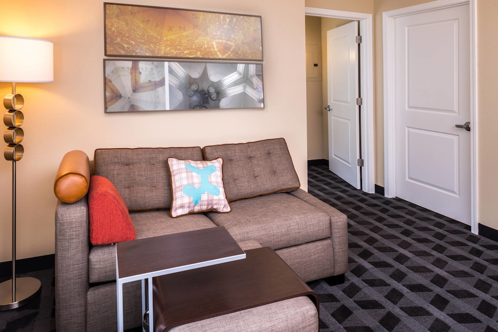 TownePlace Suites by Marriott Huntington 22/44
