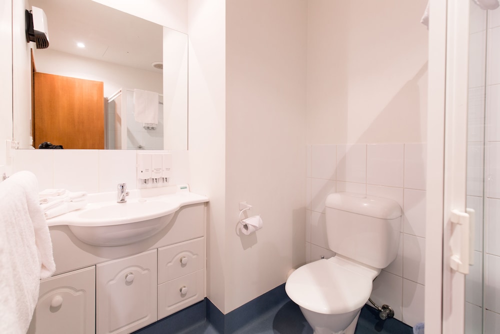 Bay Hotel Apartments 40/48