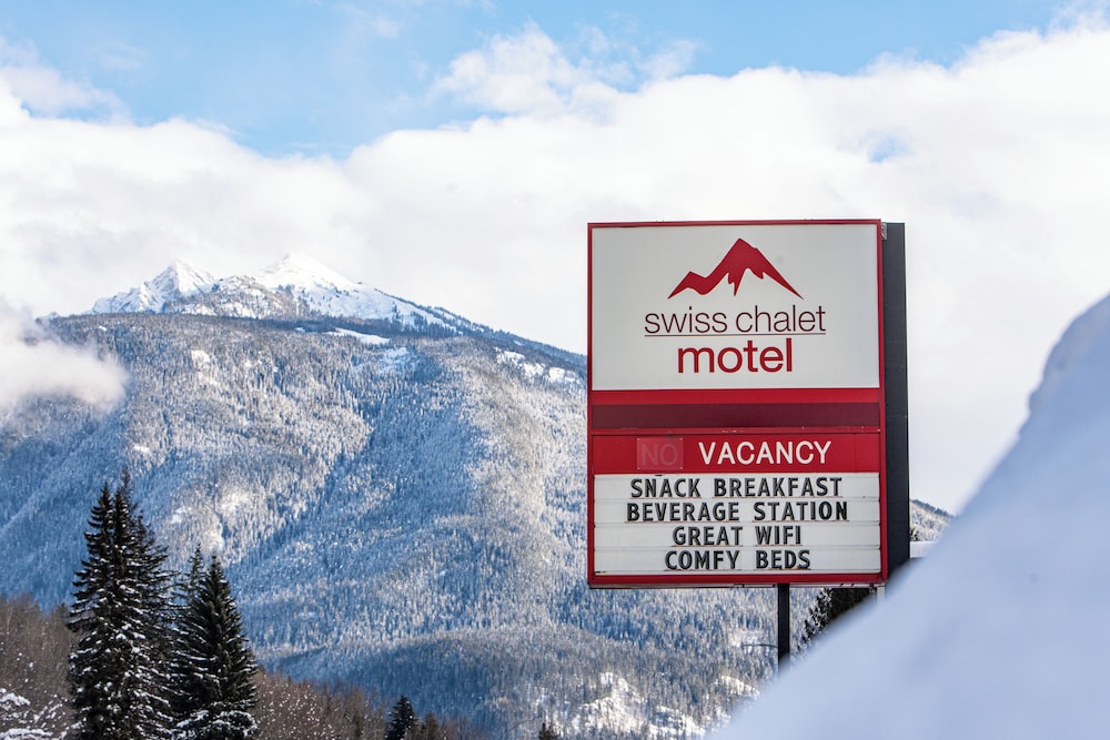 Swiss Chalet Motel 5/43