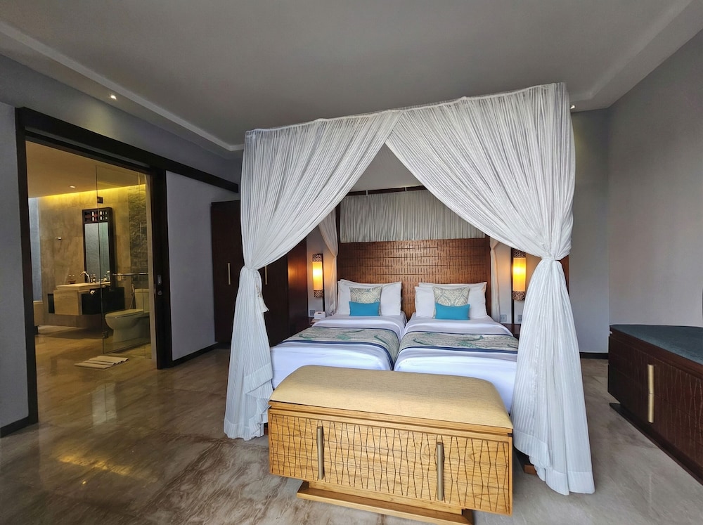 Seminyak Icon 23/70