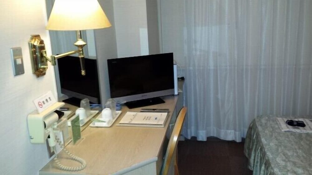 Uwajima Regent Hotel 33/37