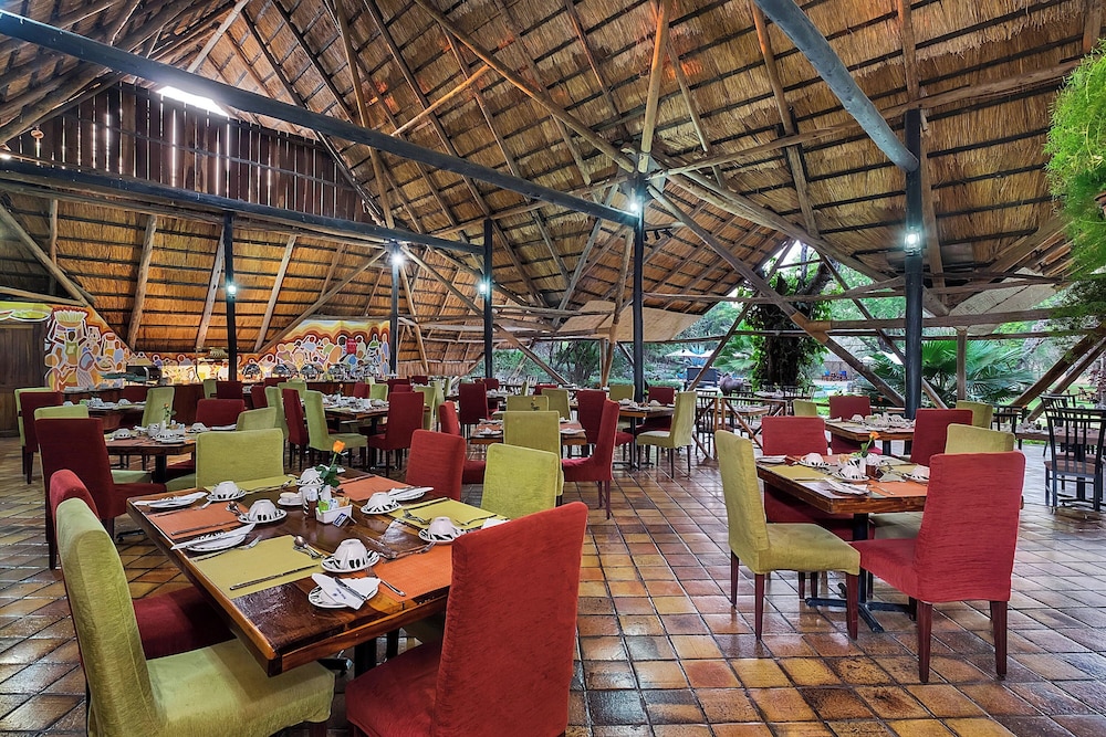 Protea Hotel by Marriott Lusaka Safari Lodge 32/50