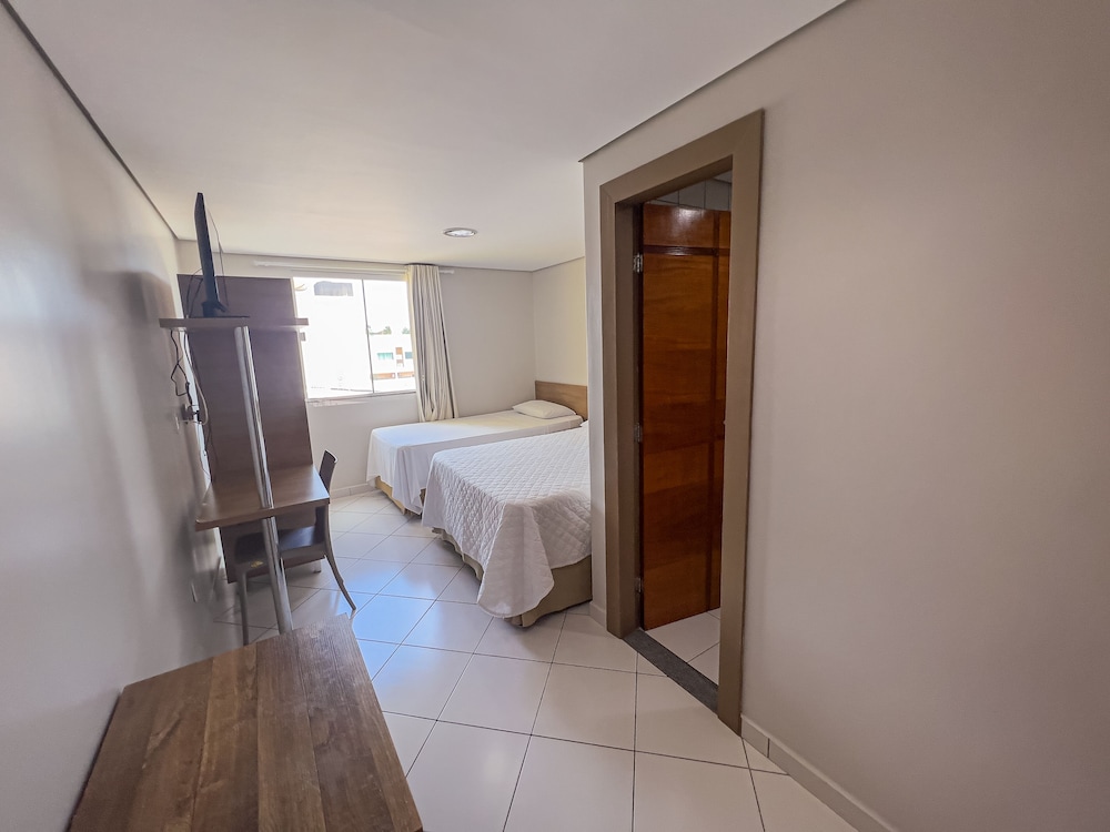 Hotel Guapindaia Praca 44/44