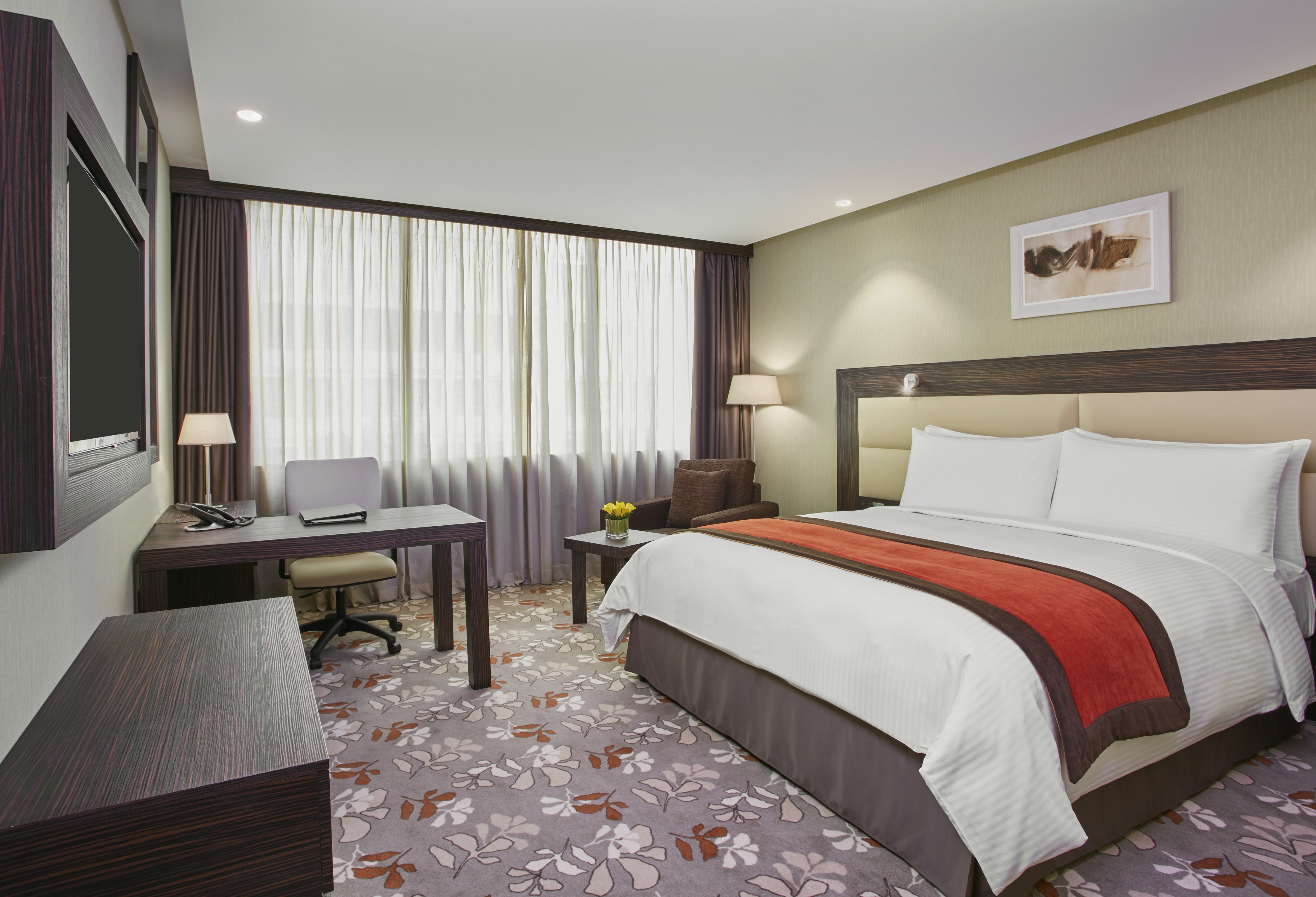 Diplomat, Suite, King Bed, Smoking