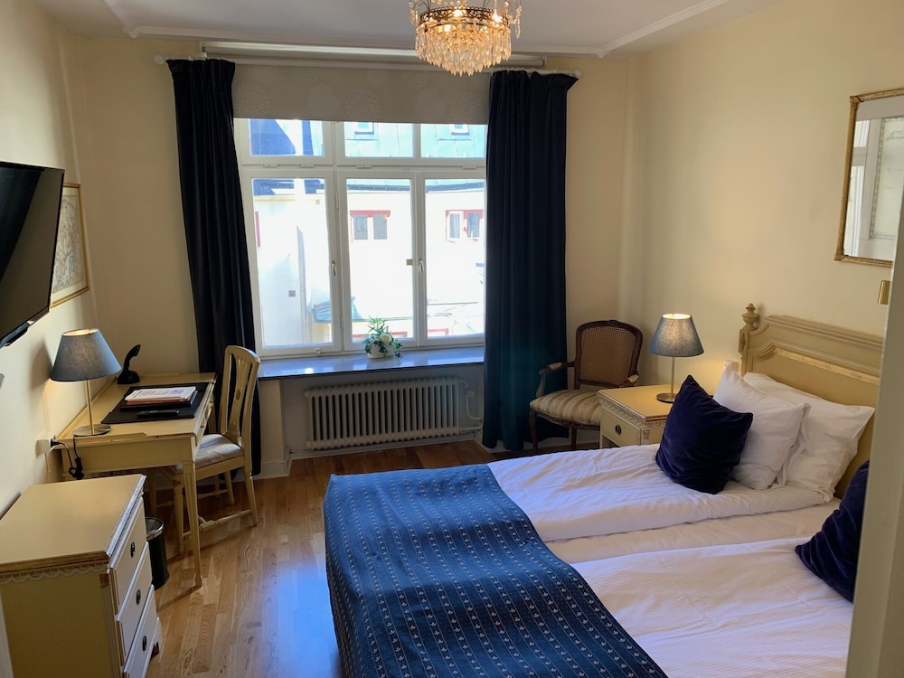 Mayfair Hotel Tunneln 32/43