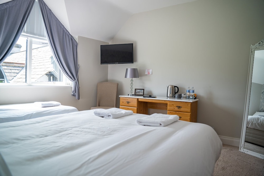 The Briers Country House 10/50