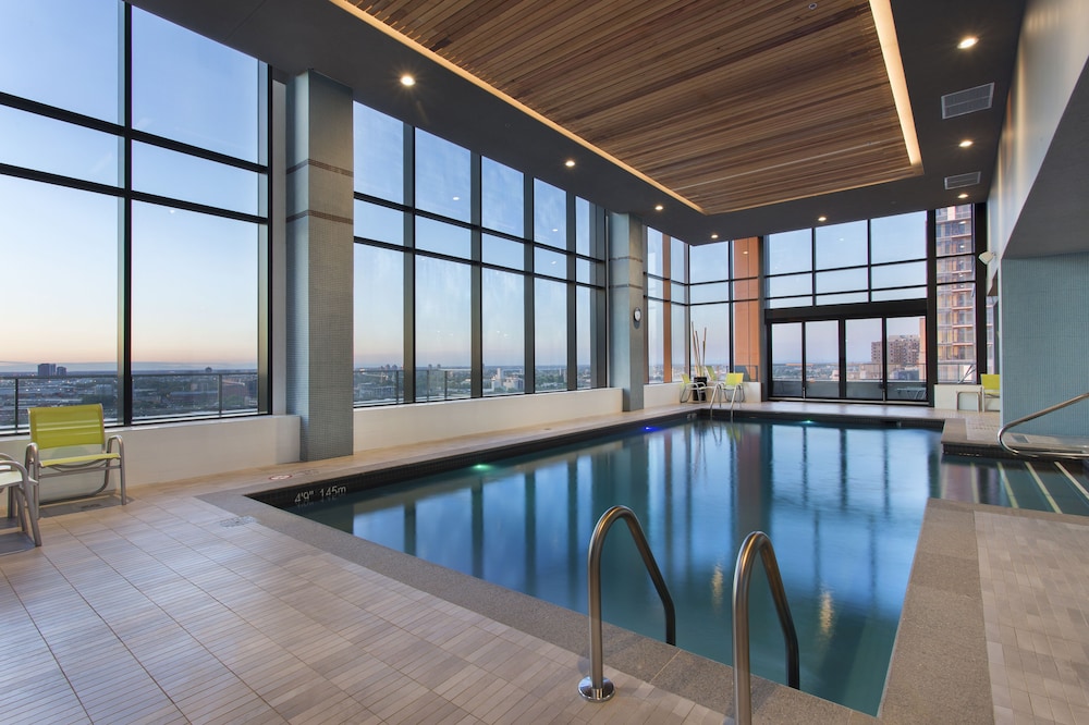 swimming pool spa