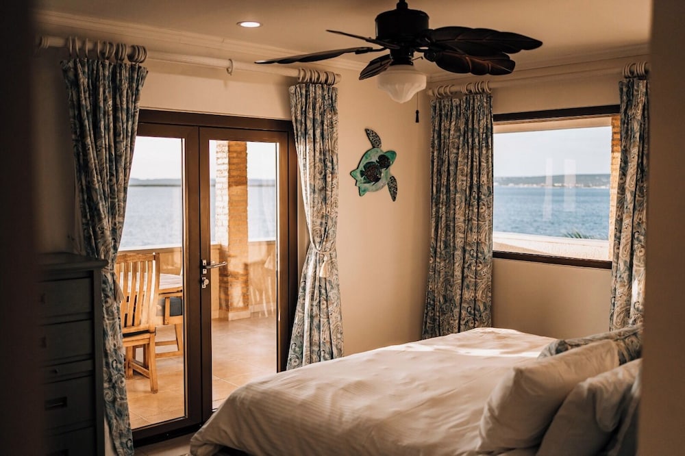 The Bellafonte - Luxury Oceanfront Hotel 10/50