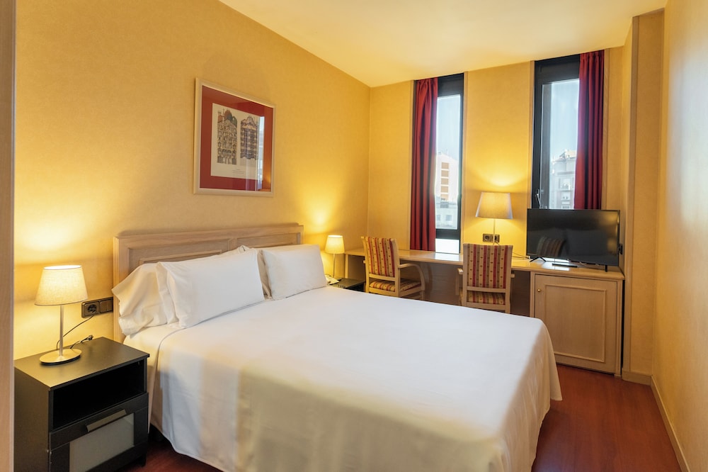Sunotel Junior Hotel 8/50