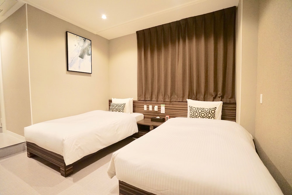 غرفة بسريرين منفصلين في الملحق، Hotel 88 Shinsaibashi 3/10